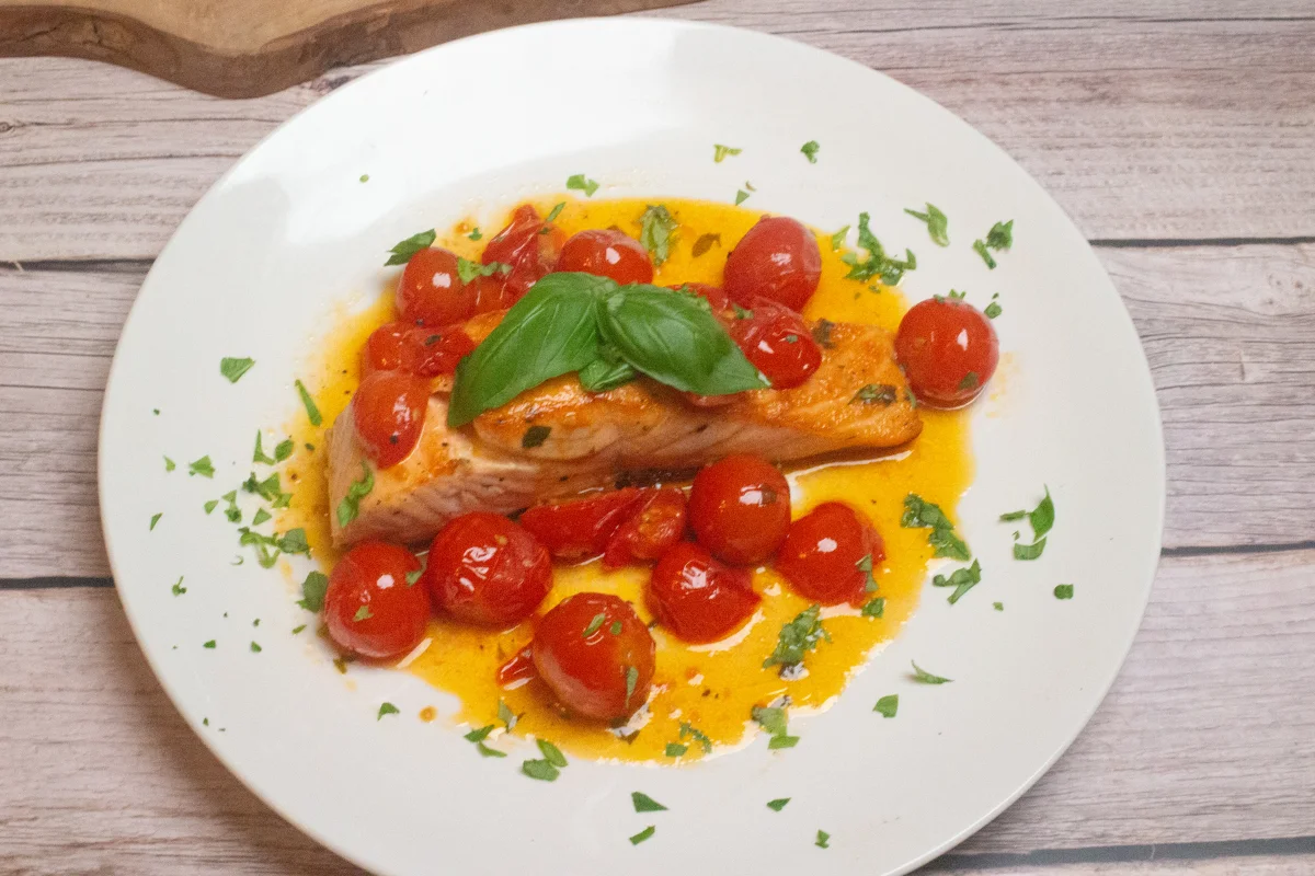 Pan-fried Salmon in a Cherry Tomato and Basil Sauce