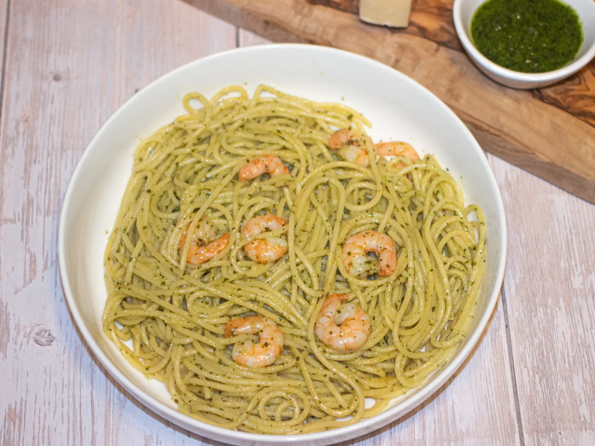 Pesto Spaghetti with King Prawns