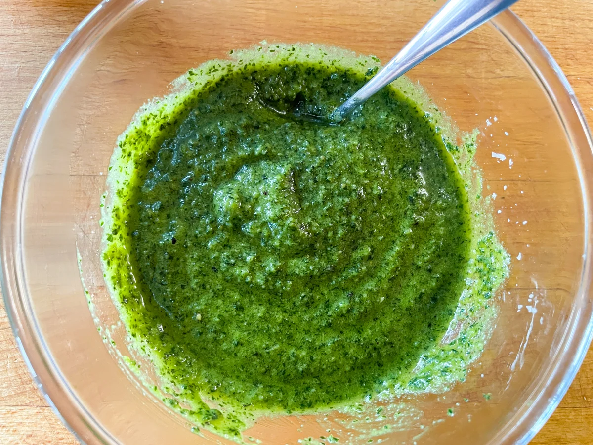 Completed pesto in a bowl