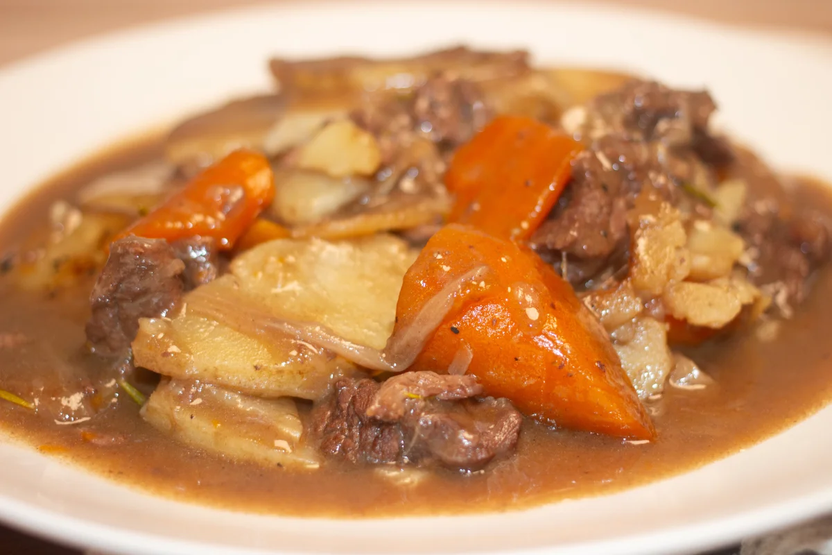 Is there anything better than a beef hot-pot when the days start to draw in? For me this is the perf