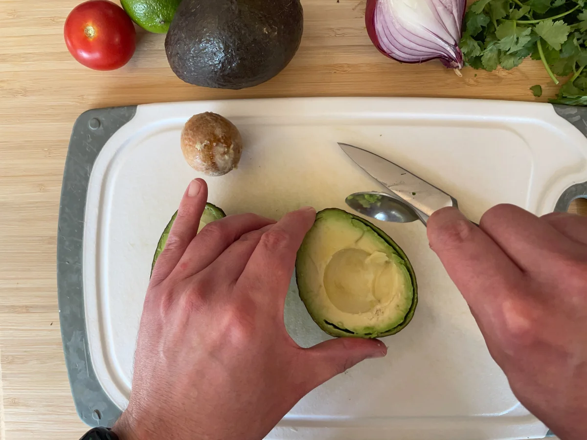 Removing avocado skin