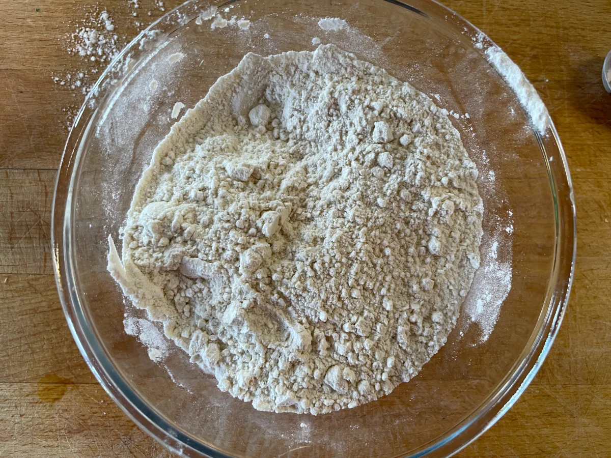 Self raising flour with leavening agents in a small bowl